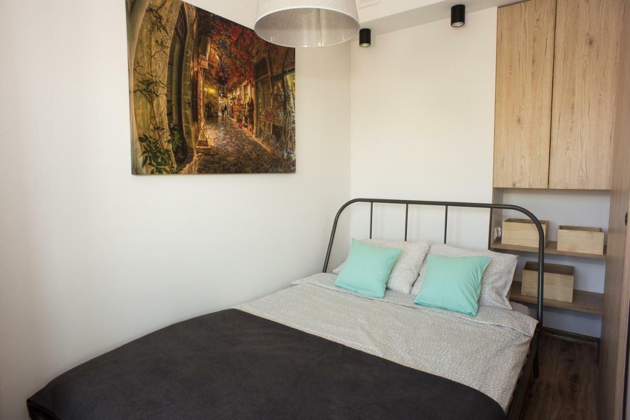 Atrium Apartment Z Garazem Torun Exterior foto